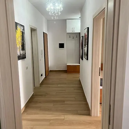 Apartment Lovely Durrës